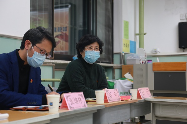 刘昕校长为团员讲话.jpg