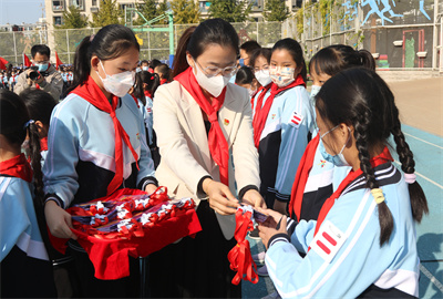10.发代表证1.jpg