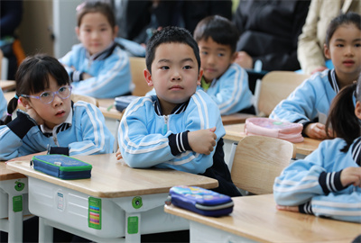 图为班会课《老师，我为什么要上学？》4.jpg