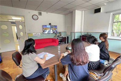 老师们学习3.jpg
