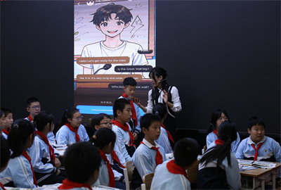 学生使用AI开展探究学习2.jpg