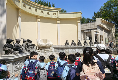 东3.jpg