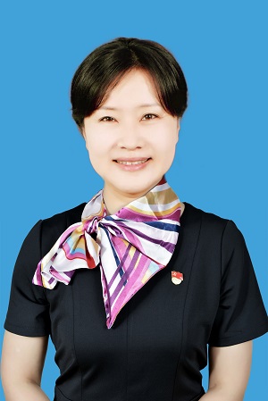 李咏梅.jpg