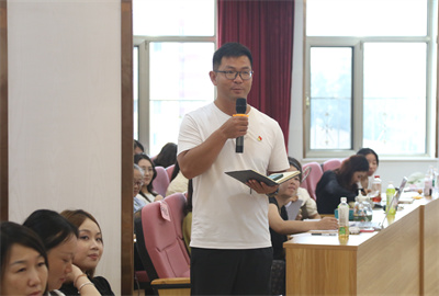 2.老师提问2.jpg
